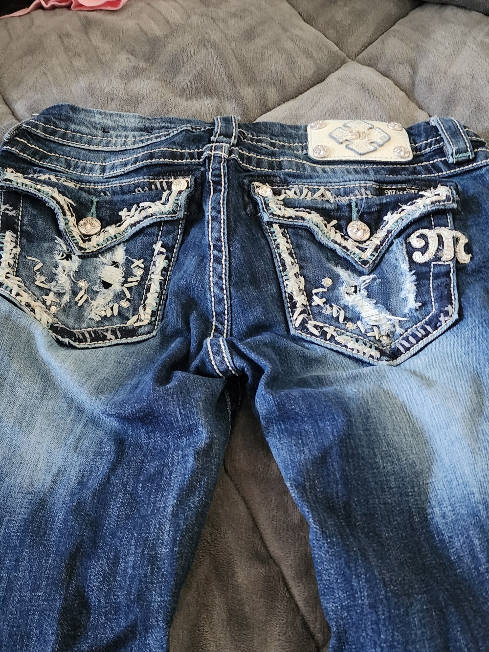 Miss Me Womens Distressed Embroidered Dark Blue Jeans